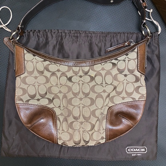 COACH purse - Picture 4 of 4